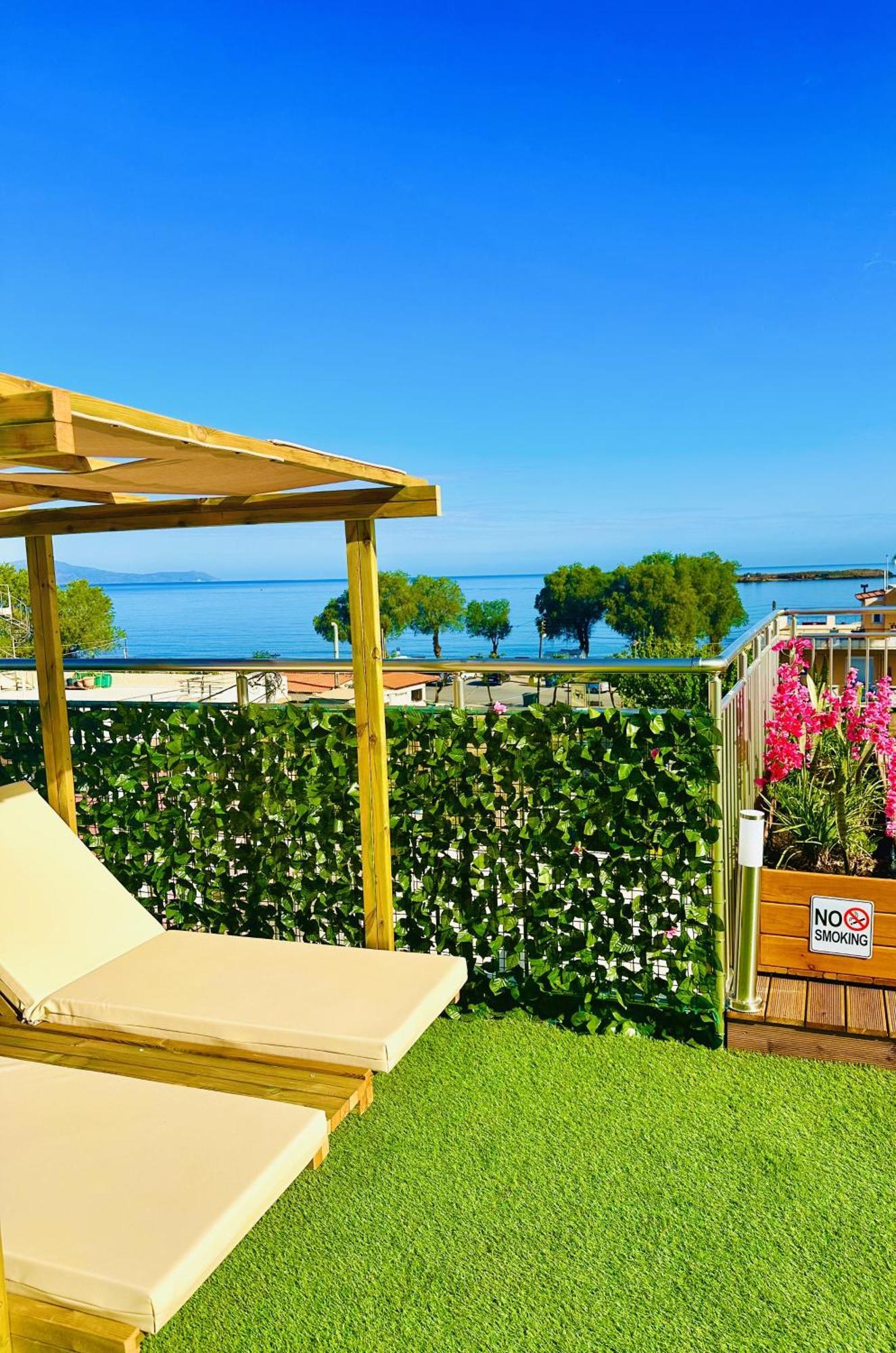 Pearl Seaside Cozy Apartments Chania  Exterior foto